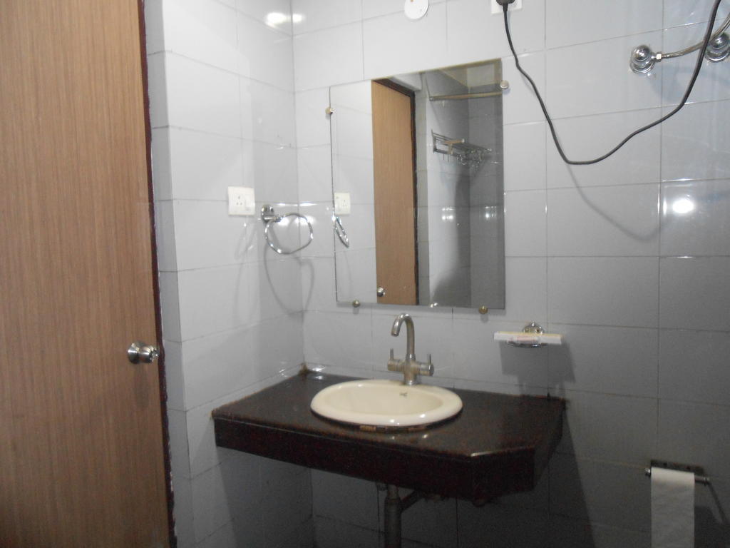 Hotel Fame City Guwahati Rom bilde